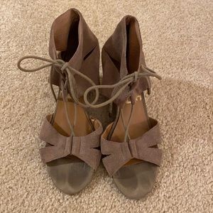 Dolce vita wedges